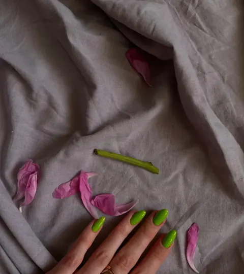 A fresh green finish — reference photograph